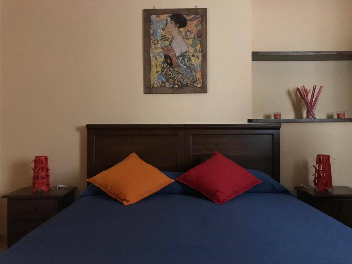 לינה וארוחת בוקר נאפולי Montesantobed מראה חיצוני תמונה